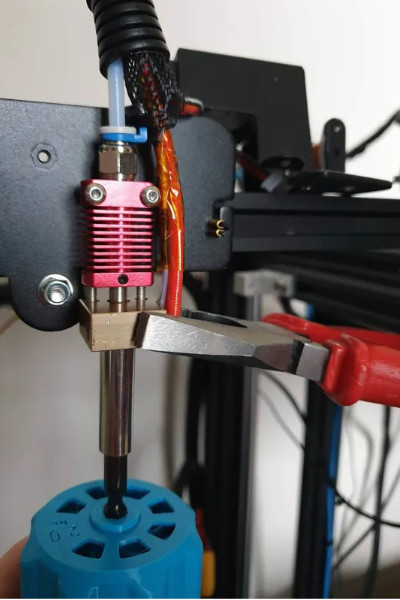 How to Change a 3D Printer Nozzle 9